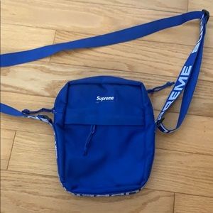 Gently used SUPREME crossbody SS’18